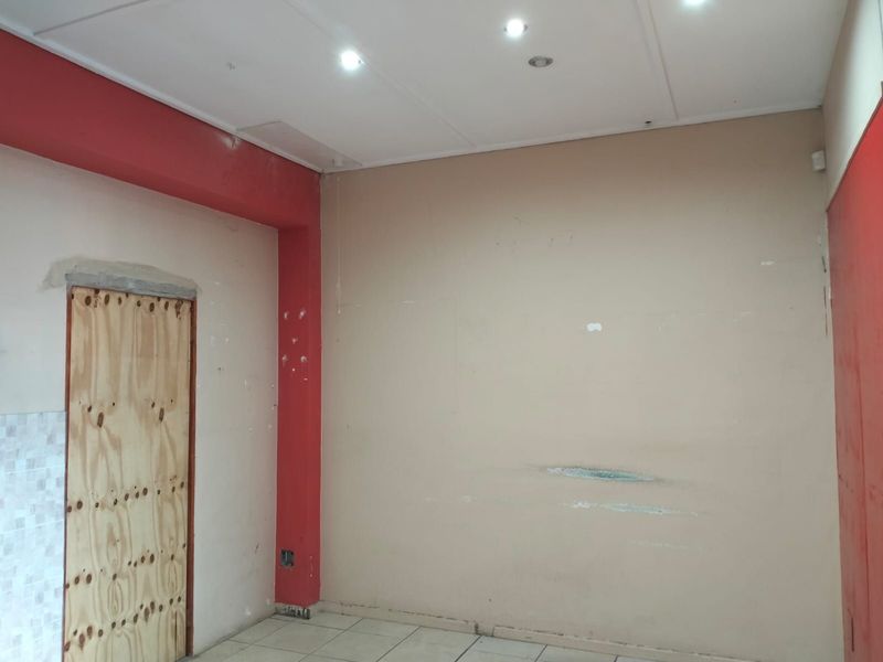 Business To Rent in George South - Photo 8