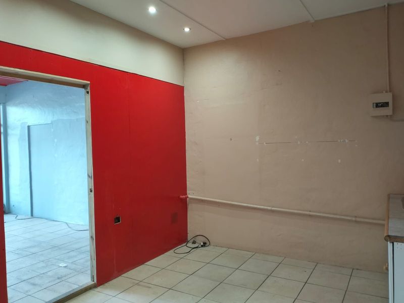 Business To Rent in George South - Photo 6