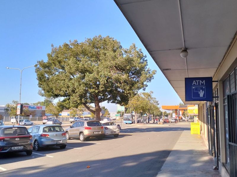 Business To Rent in George South - Photo 3