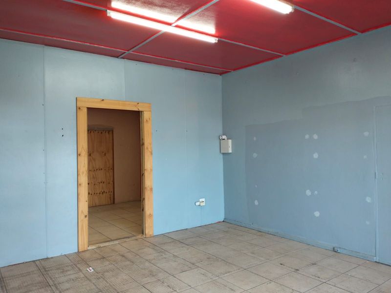 Business To Rent in George South - Photo 10