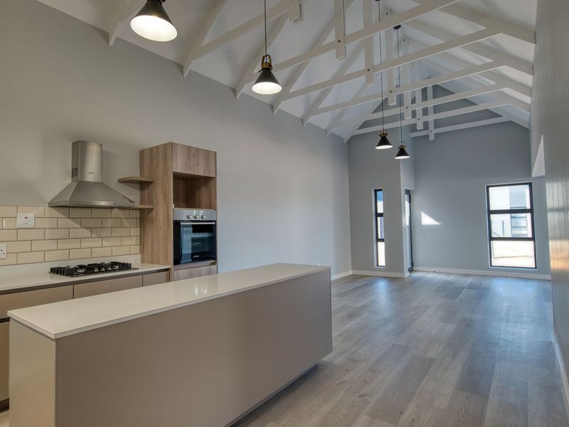 House For Sale in Hartland Lifestyle Estate - Photo 4