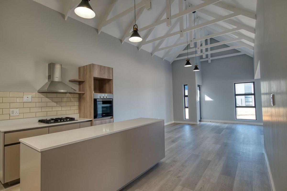 House For Sale in Hartland Lifestyle Estate - Photo 4