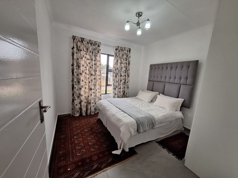 House For Sale in Rayton Central - Photo 6