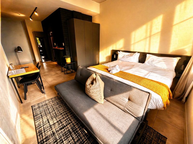 Apartment For Sale in Sandown - Photo 3