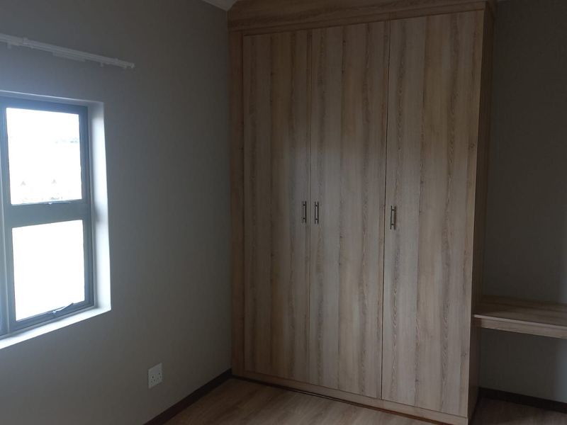 Apartment To Rent in Trichardt - Photo 4