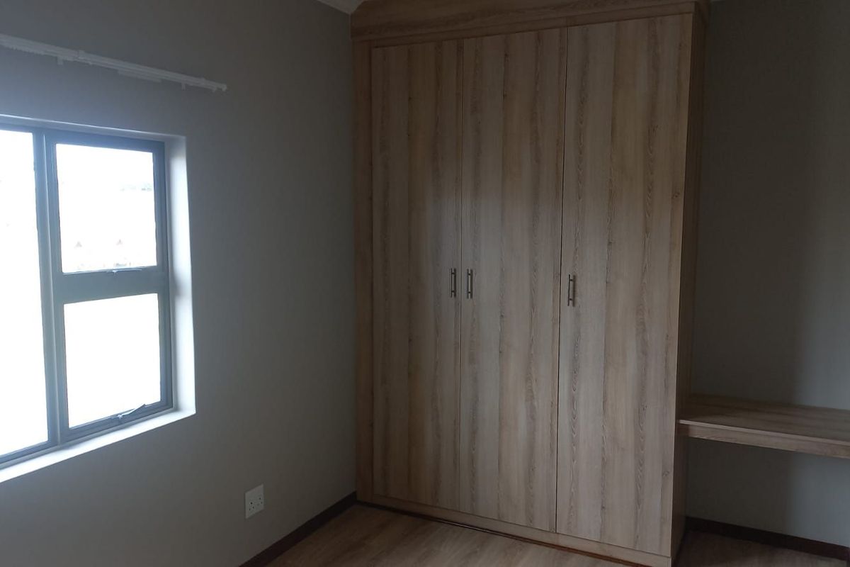 Apartment To Rent in Trichardt - Photo 4