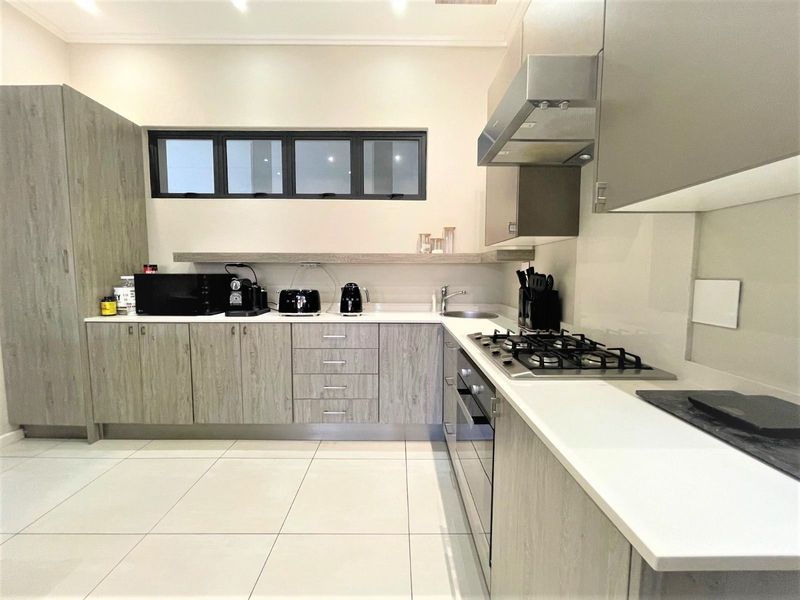 Apartment To Rent in Morningside - Photo 2