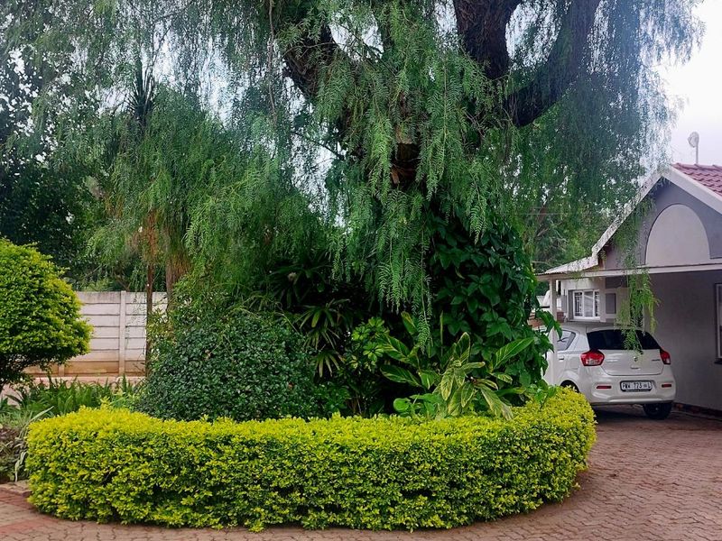 Townhouse For Sale in Polokwane Central - Photo 4