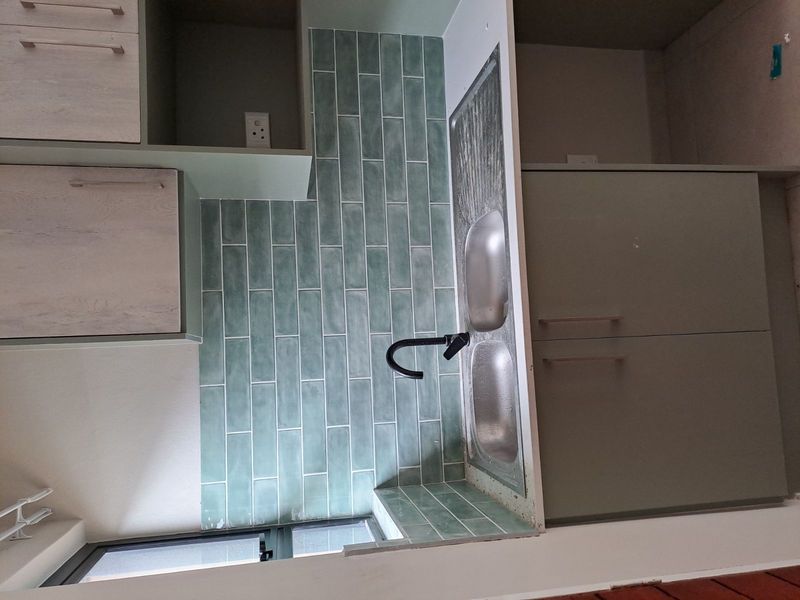 House For Sale in Rayton Central - Photo 4