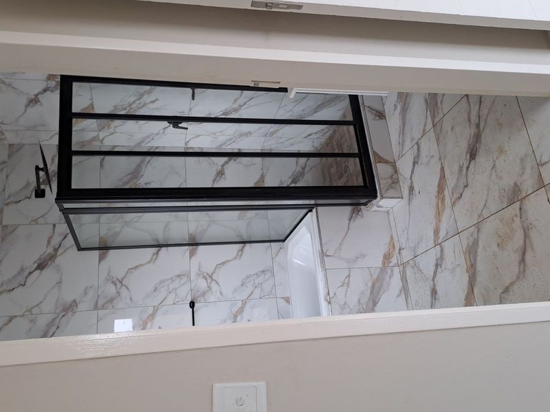 House For Sale in Rayton Central - Photo 7