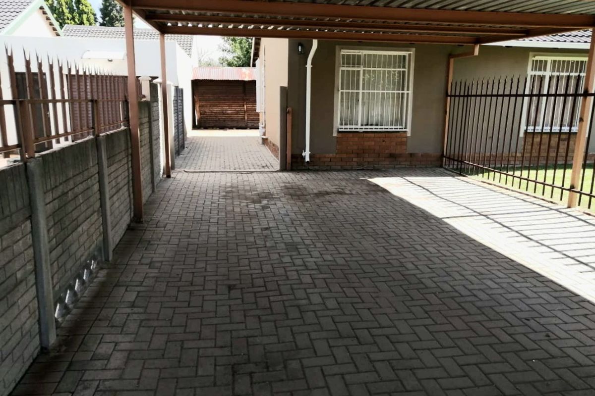 House To Rent in Secunda Central - Photo 2