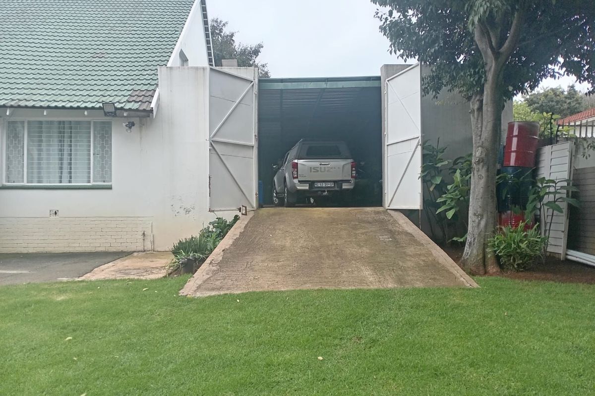 House For Sale in Florida North - Photo 5