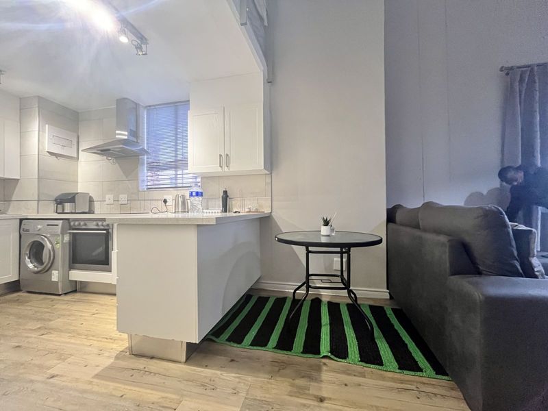 Apartment For Sale in Hatfield - Photo 3
