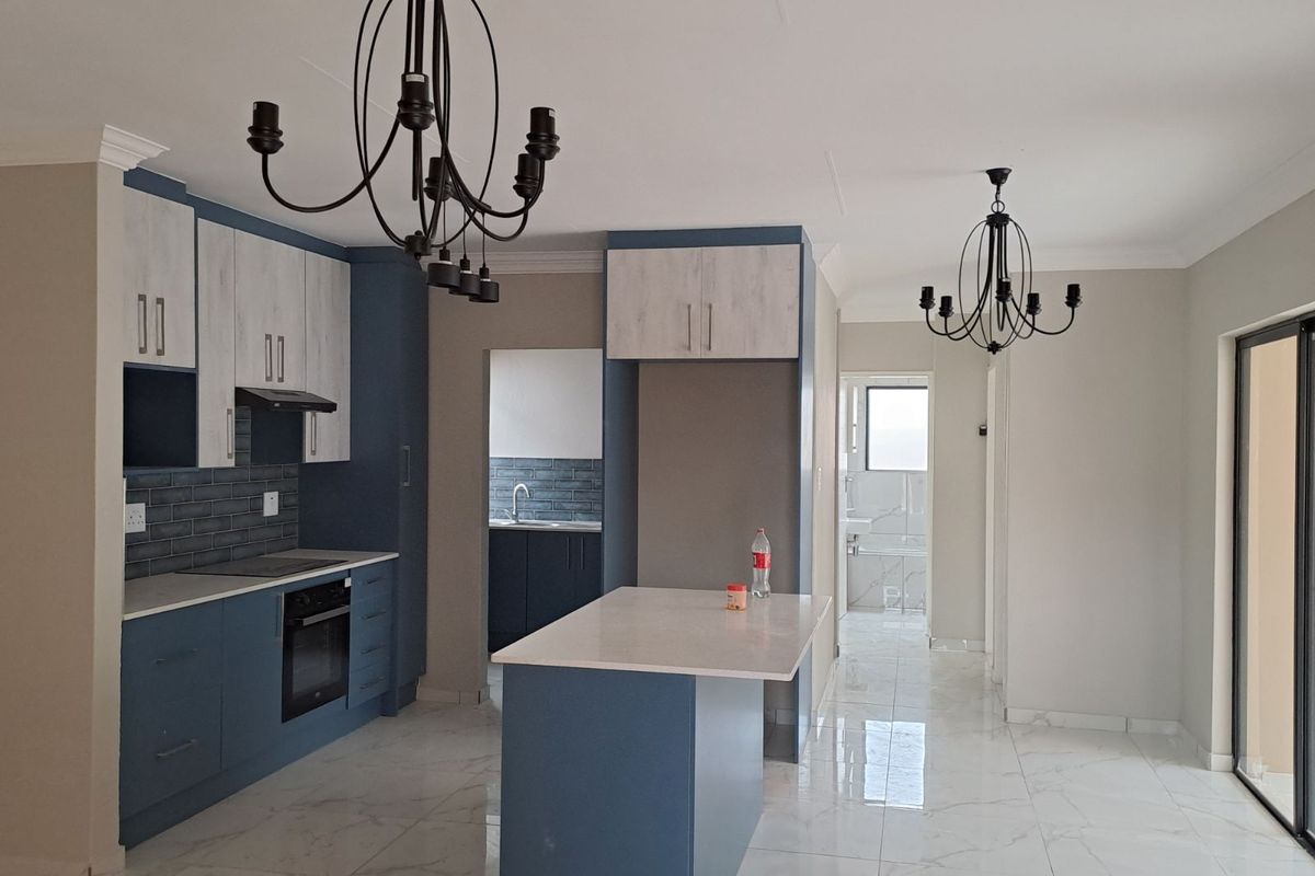 House For Sale in Rayton Central - Photo 3