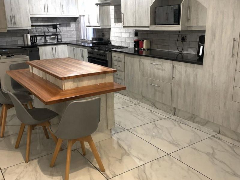 House For Sale in Boksburg South - Photo 2