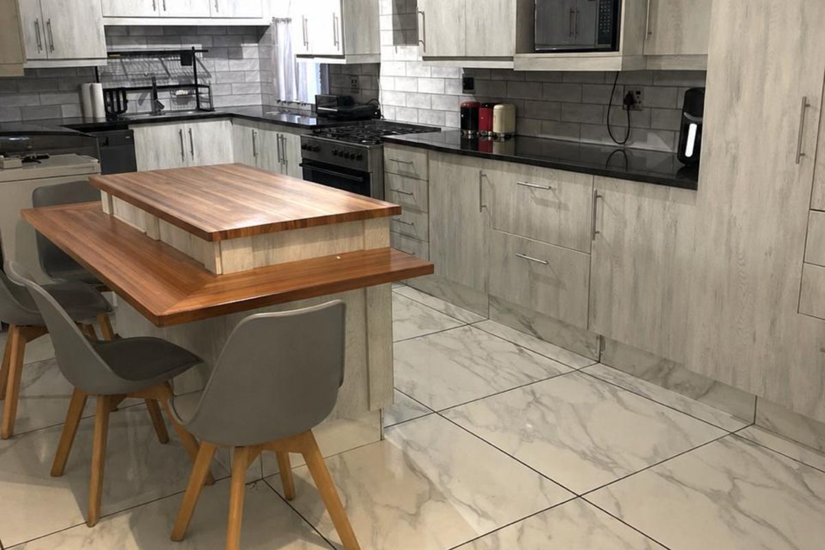 House For Sale in Boksburg South - Photo 2