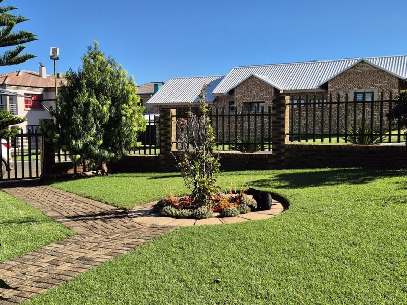 House For Sale in Lydenburg Central - Photo 5