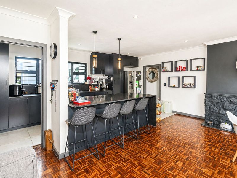 House For Sale in Blairgowrie - Photo 8
