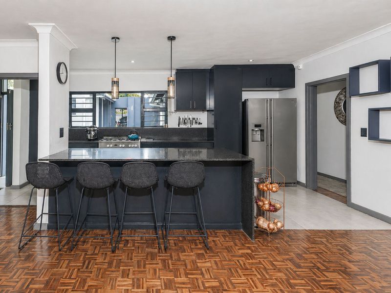 House For Sale in Blairgowrie - Photo 6
