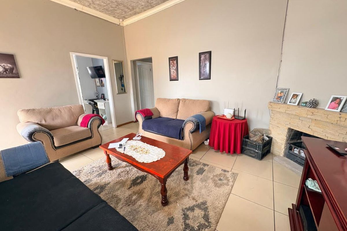 House For Sale in Riviera - Photo 4