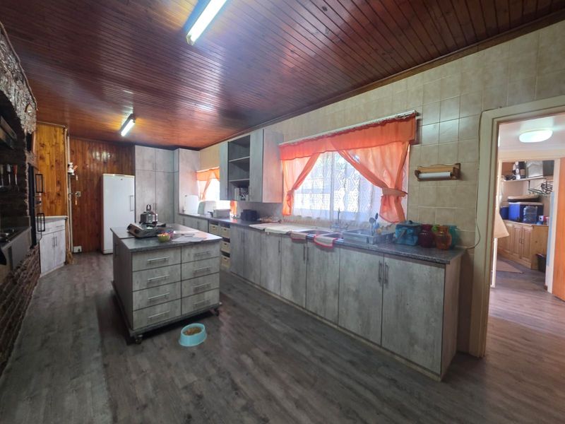 House For Sale in Heuwelsig - Photo 8