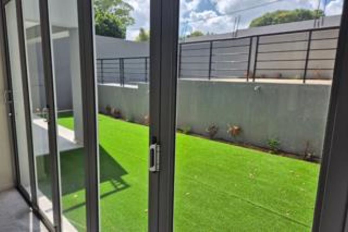 House To Rent in Hyde Park - Photo 3