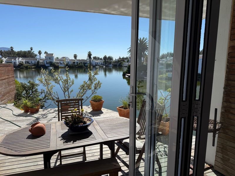 House For Sale in Marina Da Gama - Photo 3