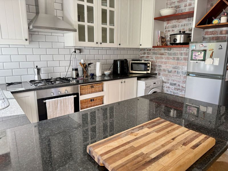 House For Sale in Marina Da Gama - Photo 9