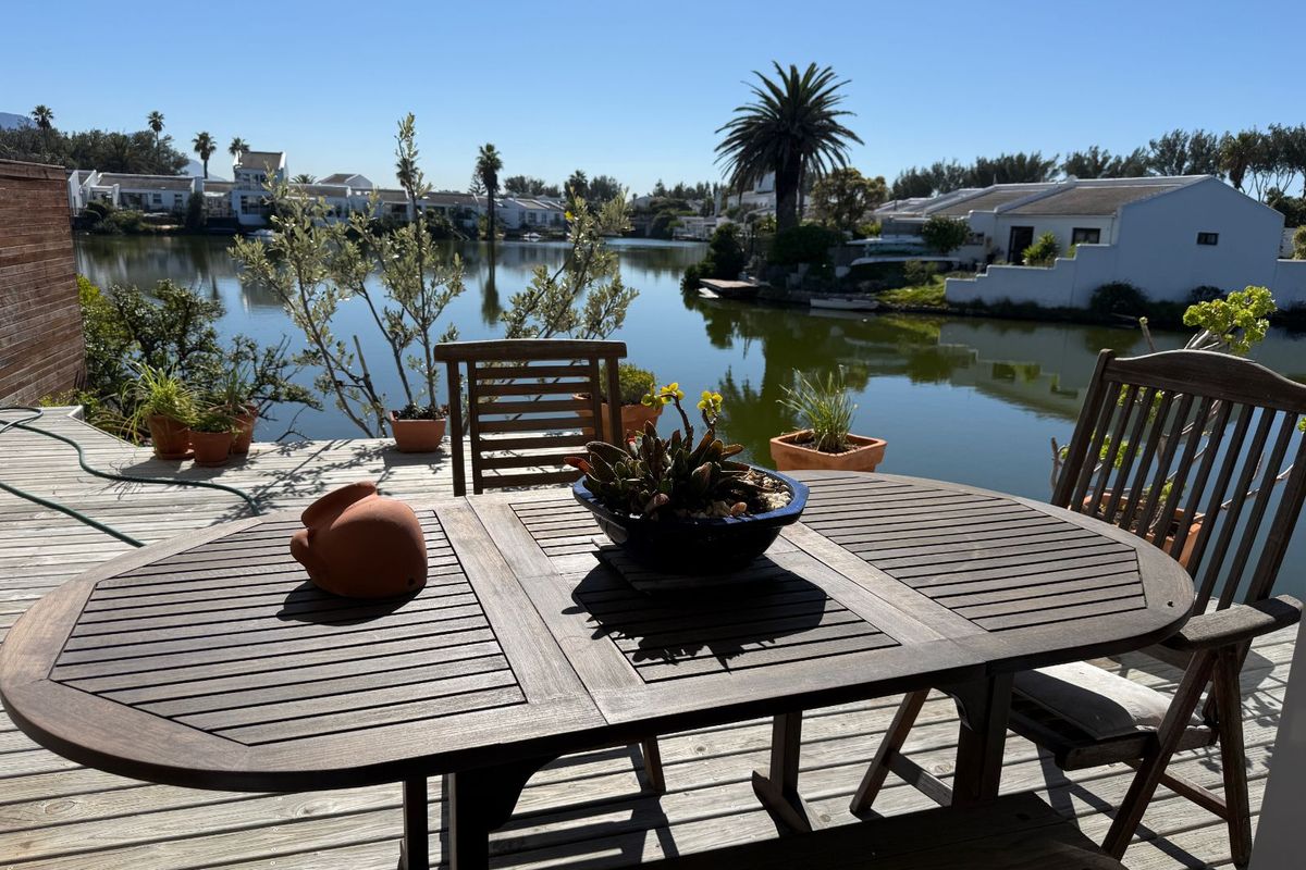 House For Sale in Marina Da Gama - Photo 5
