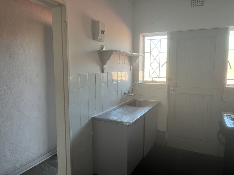 House For Sale in Ferndale - Photo 10
