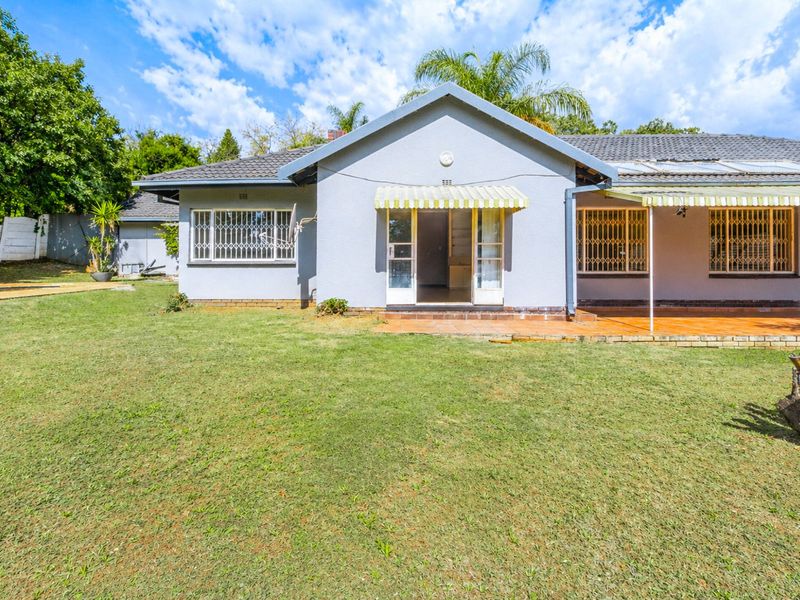 House For Sale in Randpark - Photo 6
