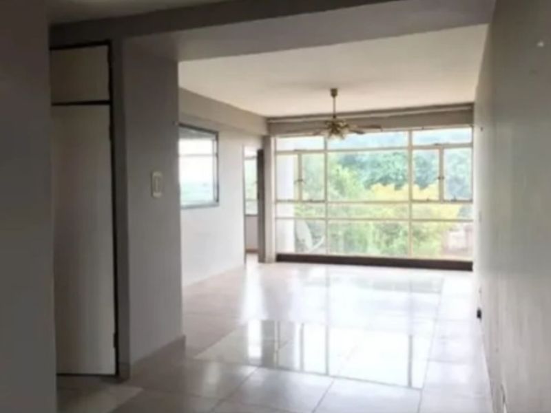 Apartment To Rent in Spartan - Photo 3