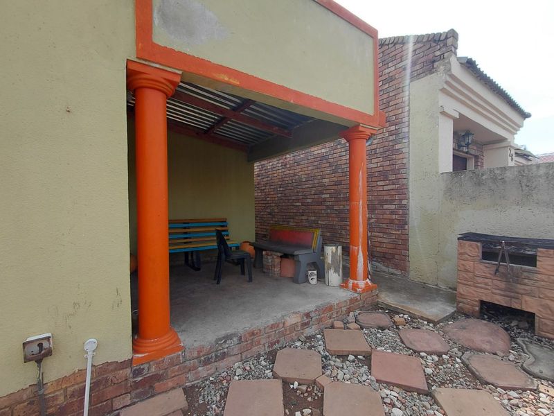 House For Sale in Danville - Photo 2