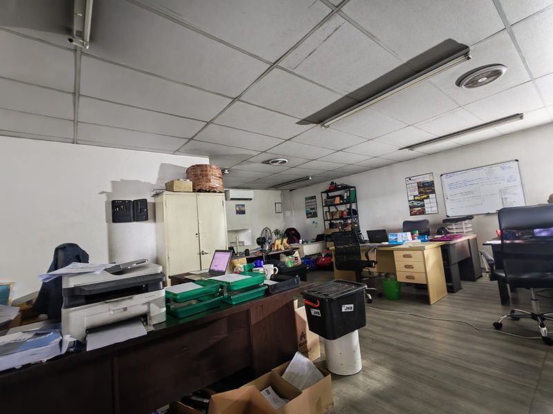 Industrial To Rent in Spartan - Photo 10