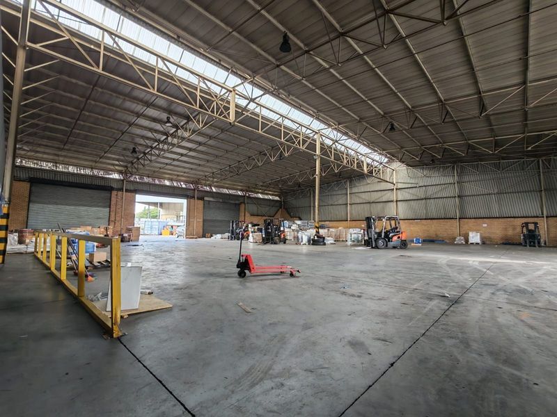 Industrial To Rent in Spartan - Photo 9