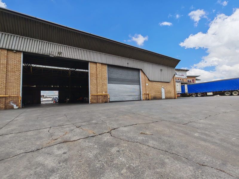 Industrial To Rent in Spartan - Photo 3