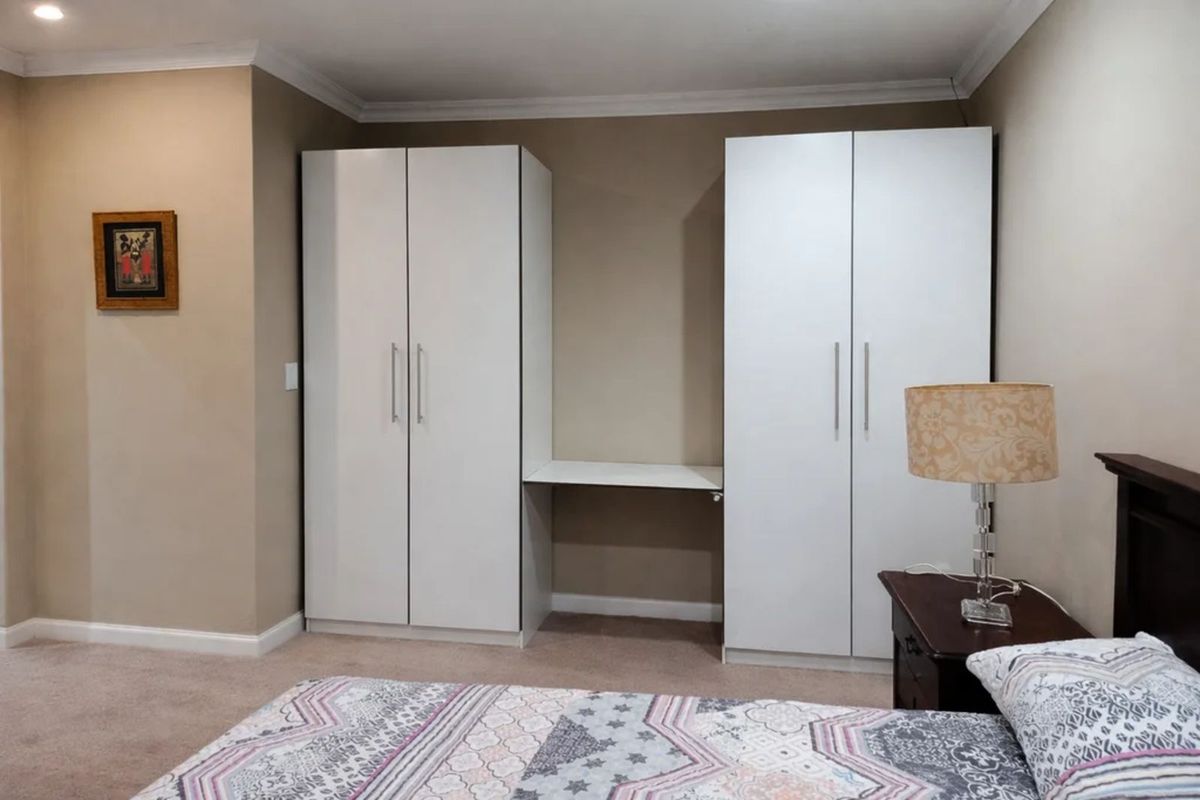 House To Rent in Jan Hofmeyer - Photo 2