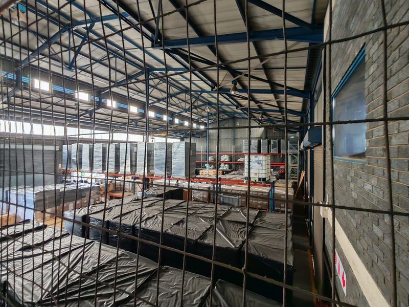 Industrial To Rent in Spartan - Photo 9