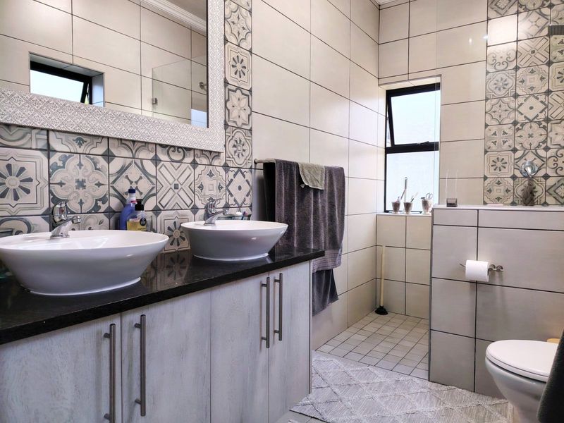 House For Sale in Monte Christo - Photo 8