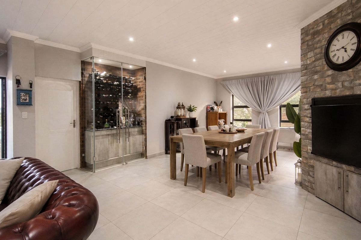 House For Sale in Monte Christo - Photo 2