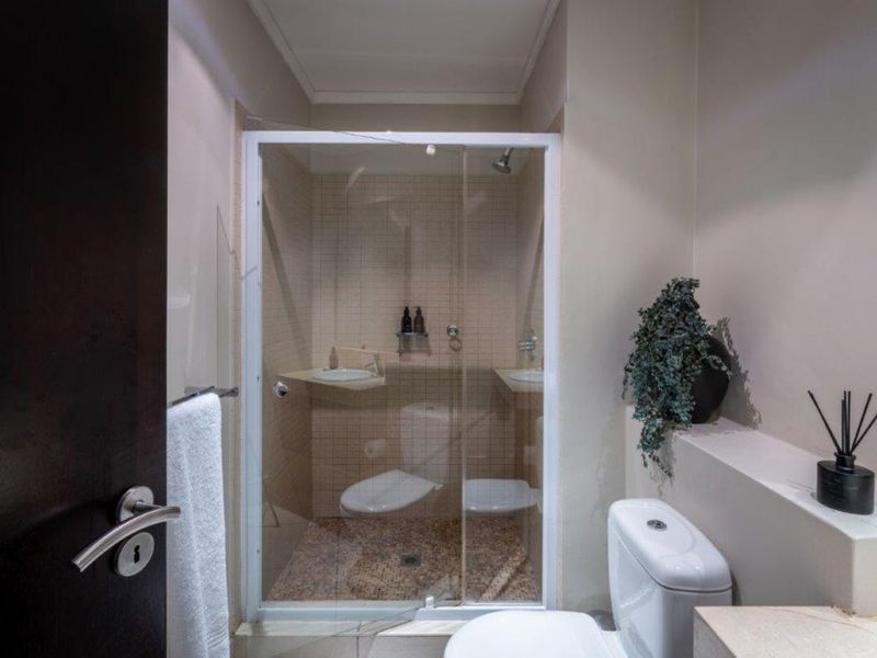 Apartment For Sale in Cape Town City Centre - Photo 6