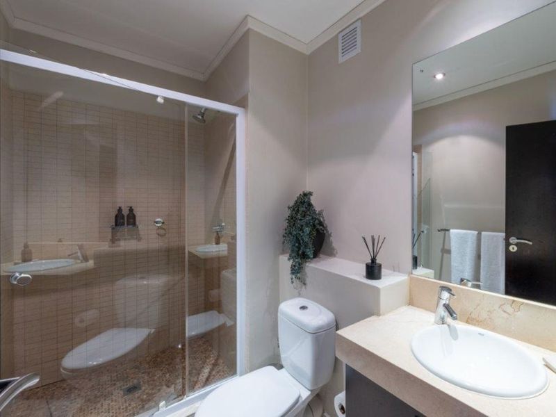 Apartment For Sale in Cape Town City Centre - Photo 5