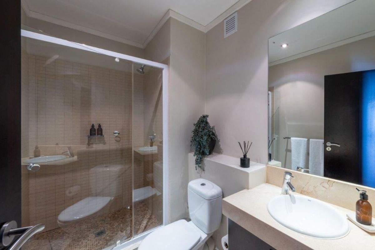 Apartment For Sale in Cape Town City Centre - Photo 5