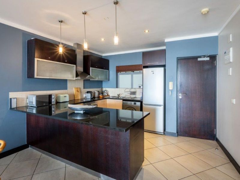 Apartment For Sale in Cape Town City Centre - Photo 2