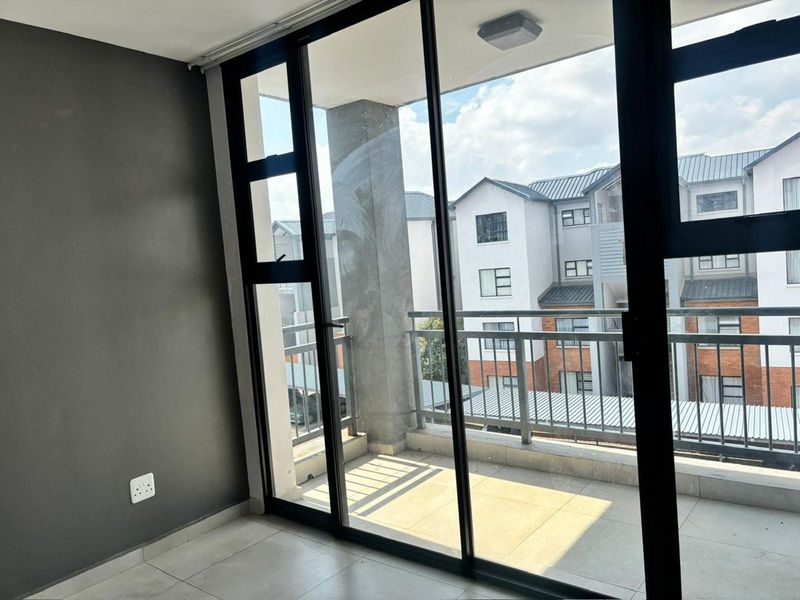 Apartment For Sale in Paradiso - Photo 3