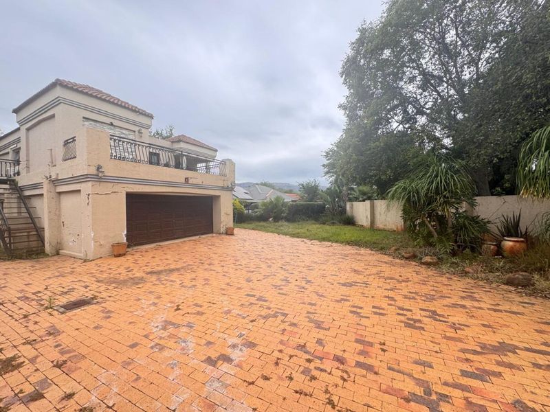 House For Sale in WestLake Country & Safari Estate - Photo 3