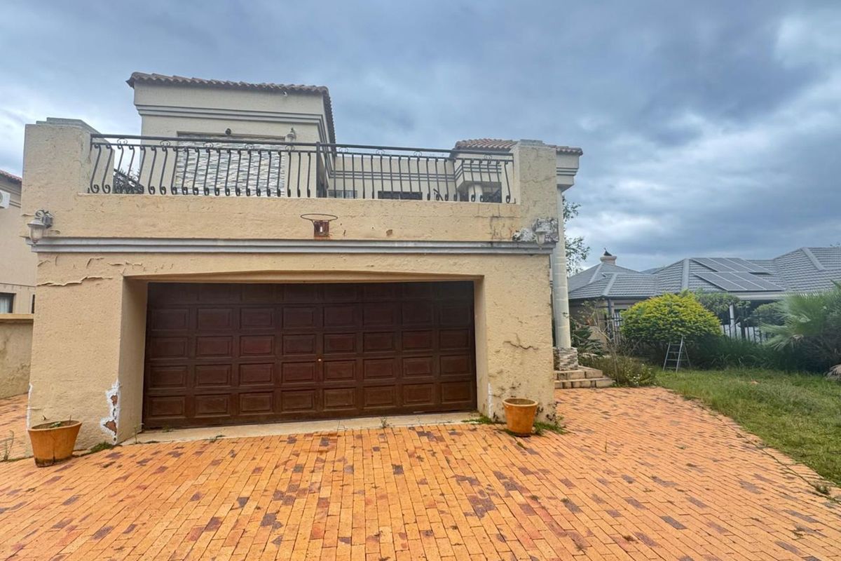 House For Sale in WestLake Country & Safari Estate - Photo 2