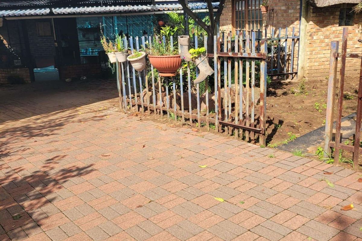 House For Sale in Klipfontein - Photo 4