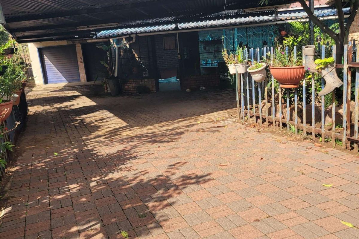 House For Sale in Klipfontein - Photo 2