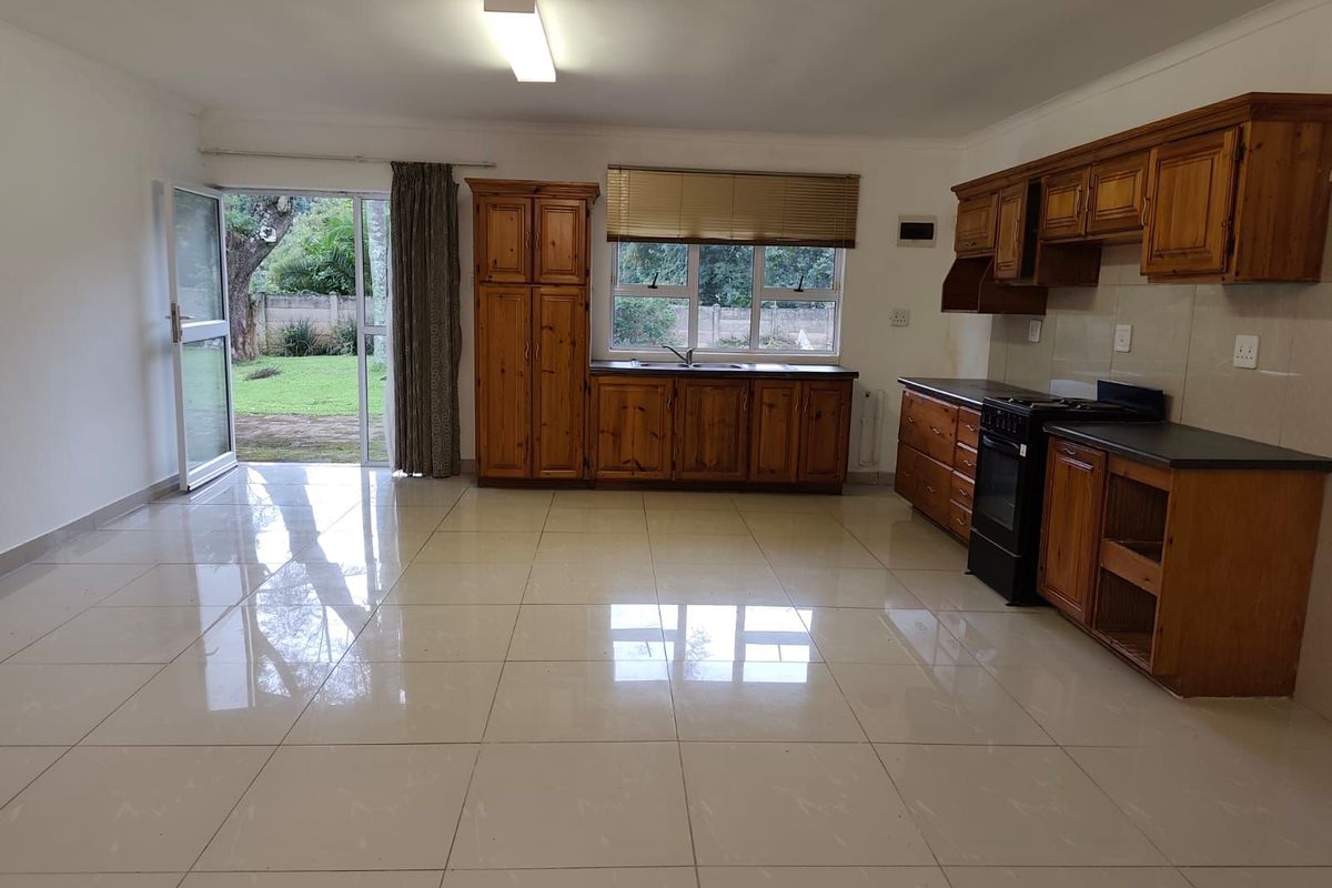 House To Rent in Chase Valley - Photo 3
